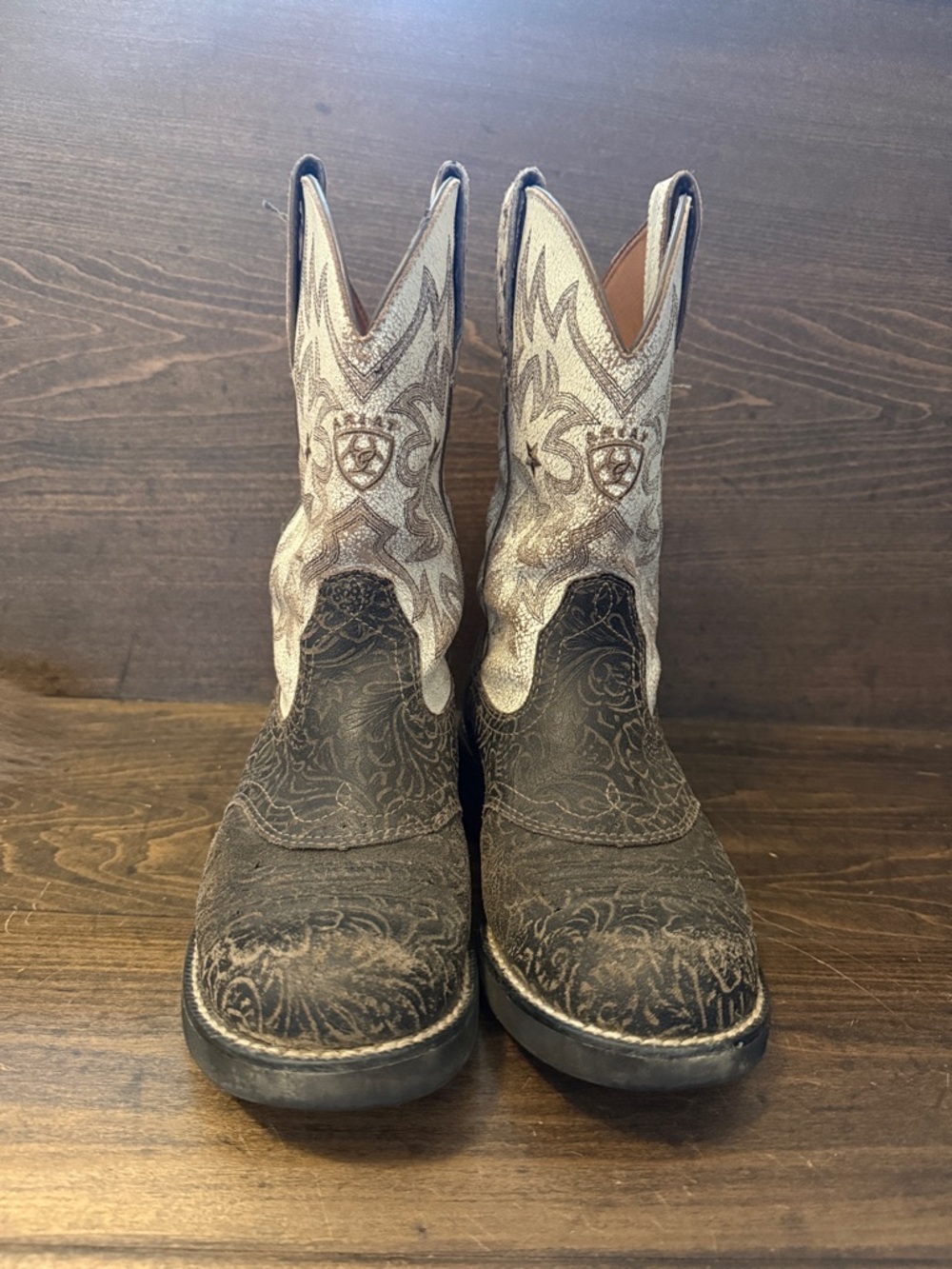 Ariat Two-Tone Brown and Cream Embroidered Heeled Boots